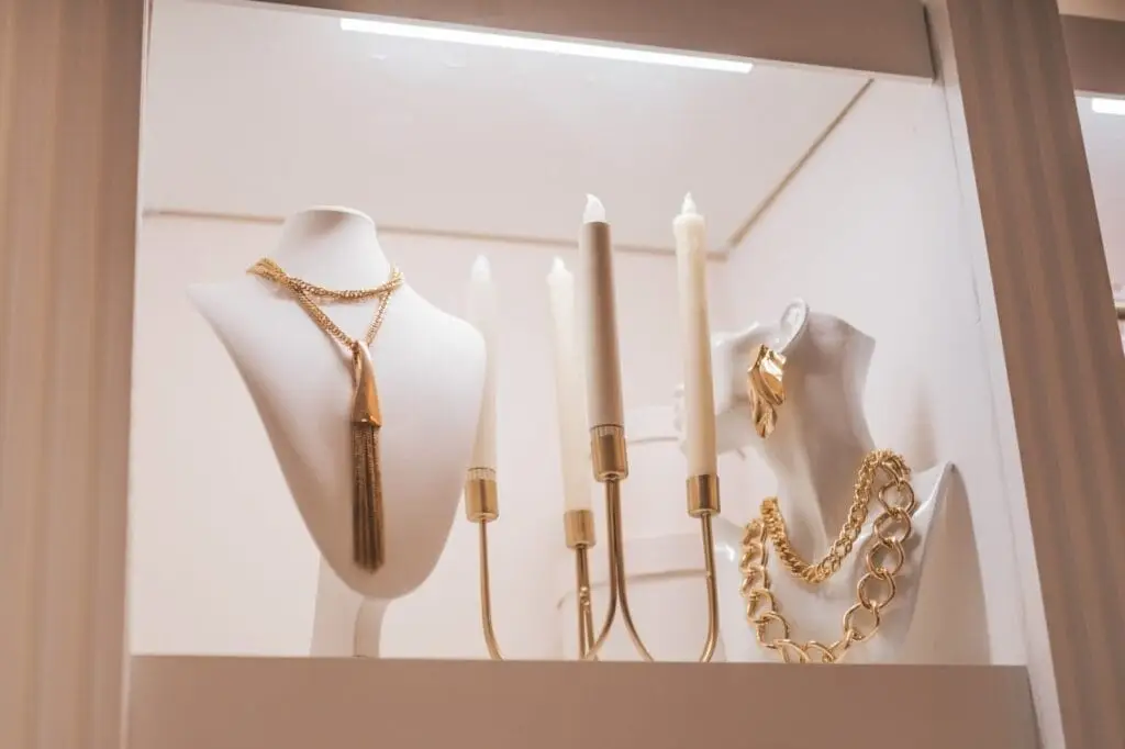 Compro oro a Milano e Lainate - Vendita oro e oggetti preziosi a prezzi di mercato con ORO 97